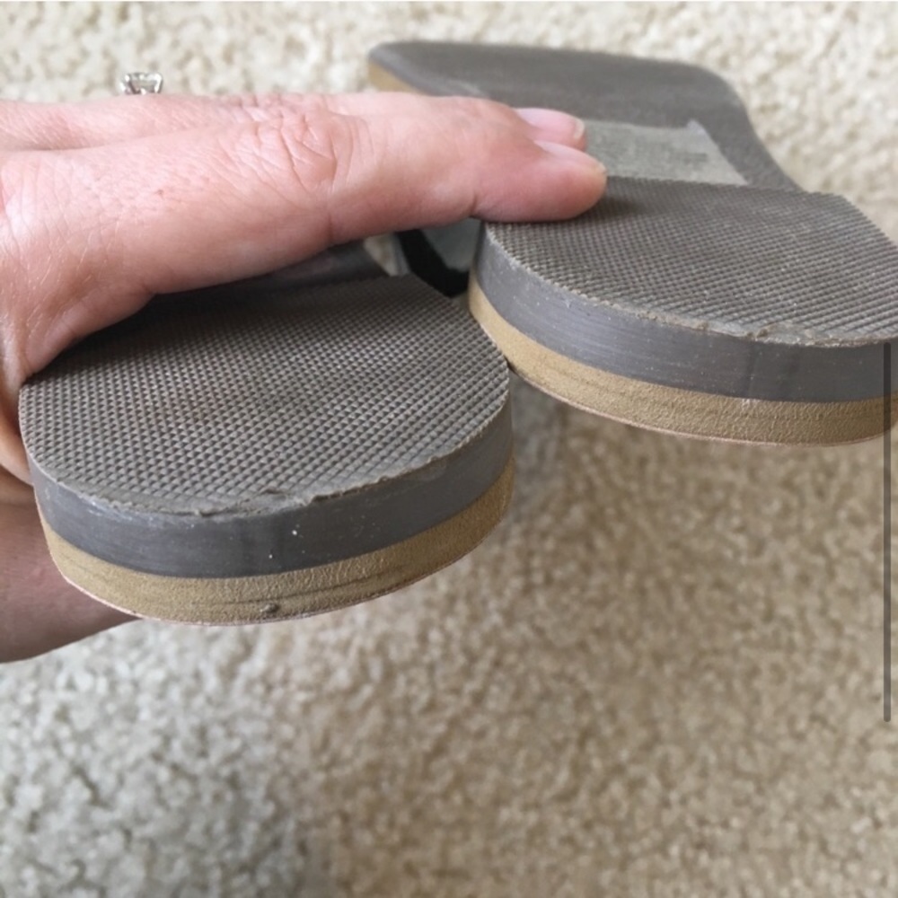 Apt 9 Black & Silver Women’s Sandals Size 7 - Picture 4 of 5